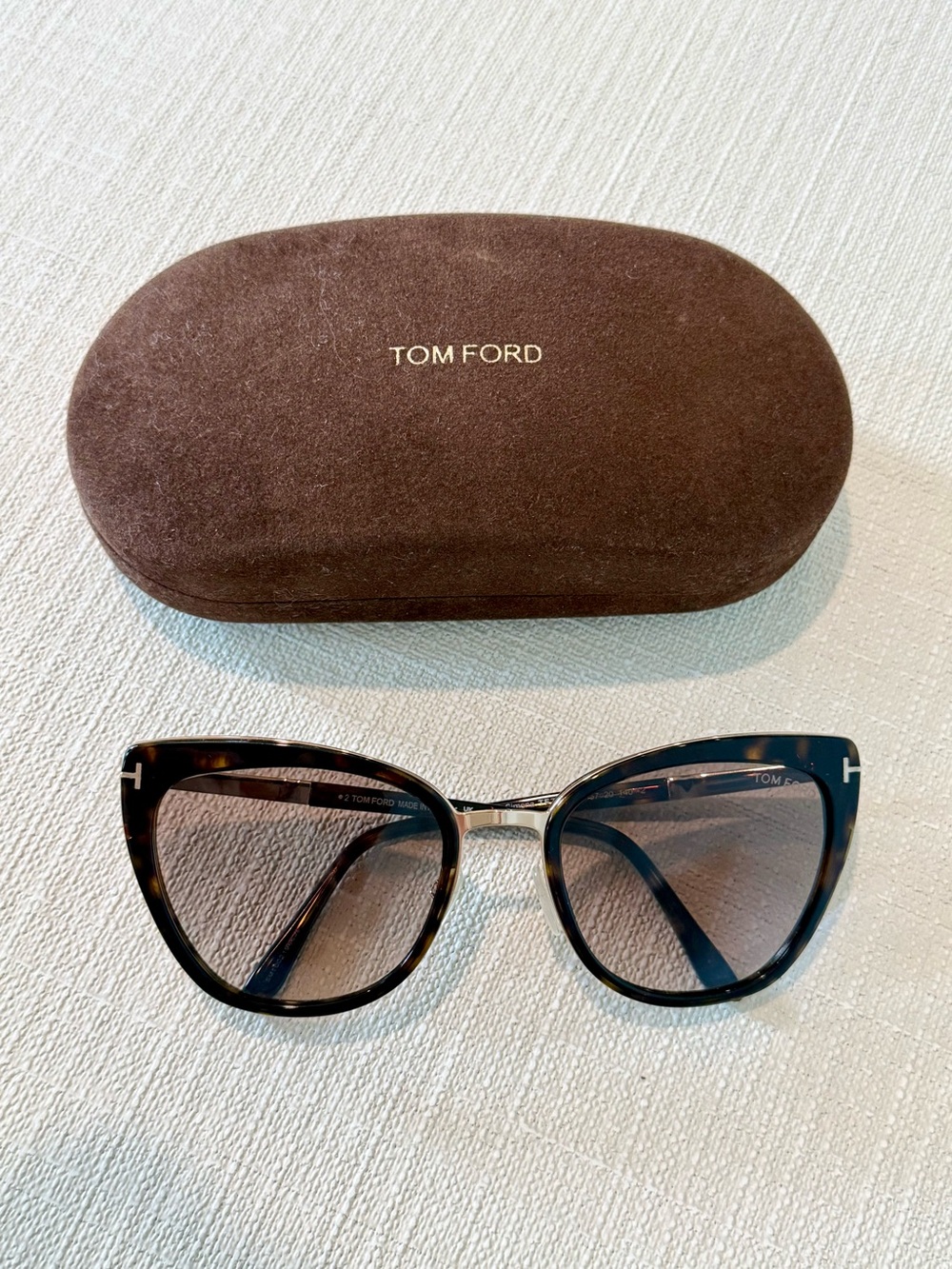 Tom Ford Tortoiseshell Cat-Eye Sunglasses with Brown Gradient Lenses